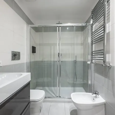 Verdi's Nest - Loft With Wifi And Ac דירה
