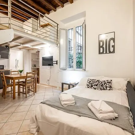 Verdi's Nest - Loft With Wifi And Ac דירה