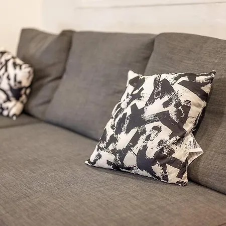 Verdi's Nest - Loft With Wifi And Netflix Apartment